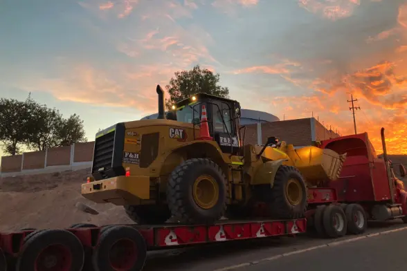 Cargador frontal Caterpillar 950 GC - imagen 8